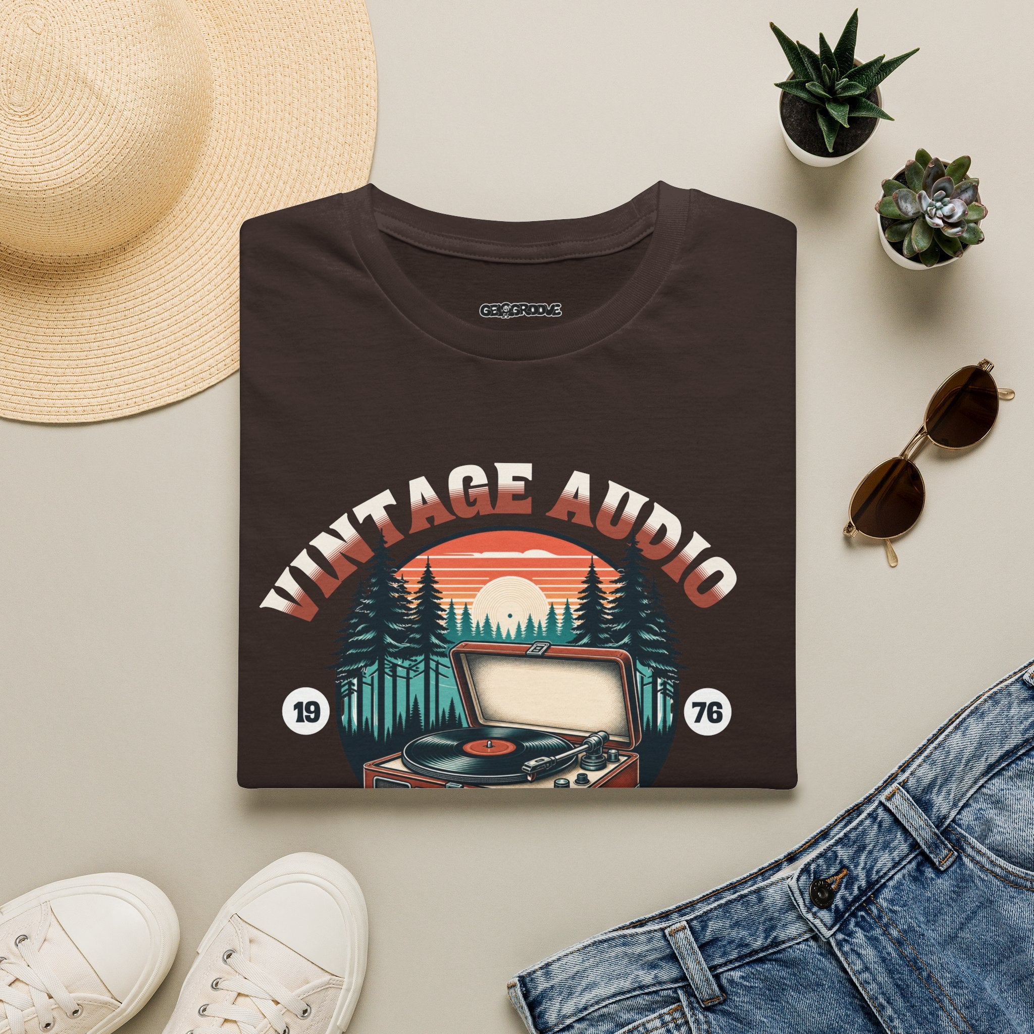 Vintage Audio T-Shirt - Dark Chocolate - T-Shirt