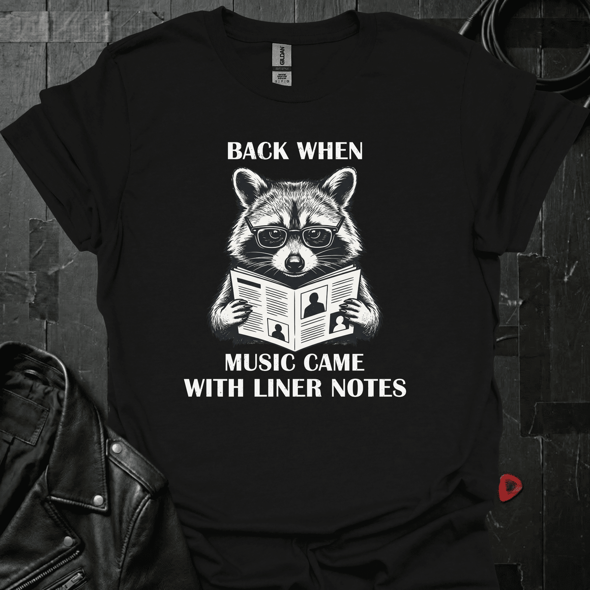 Reading Liner Notes T-Shirt - Black - T-Shirt