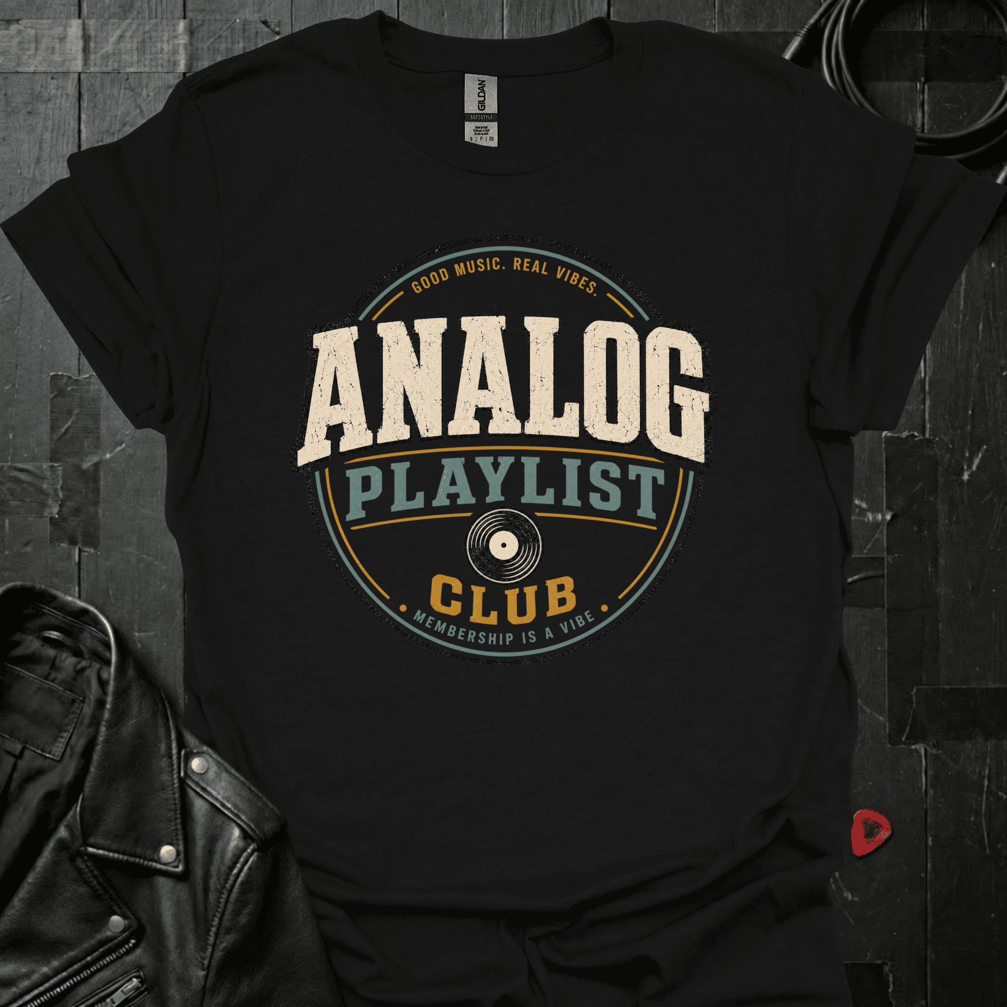 Record Playlist Club T-Shirt - Black - T-Shirt