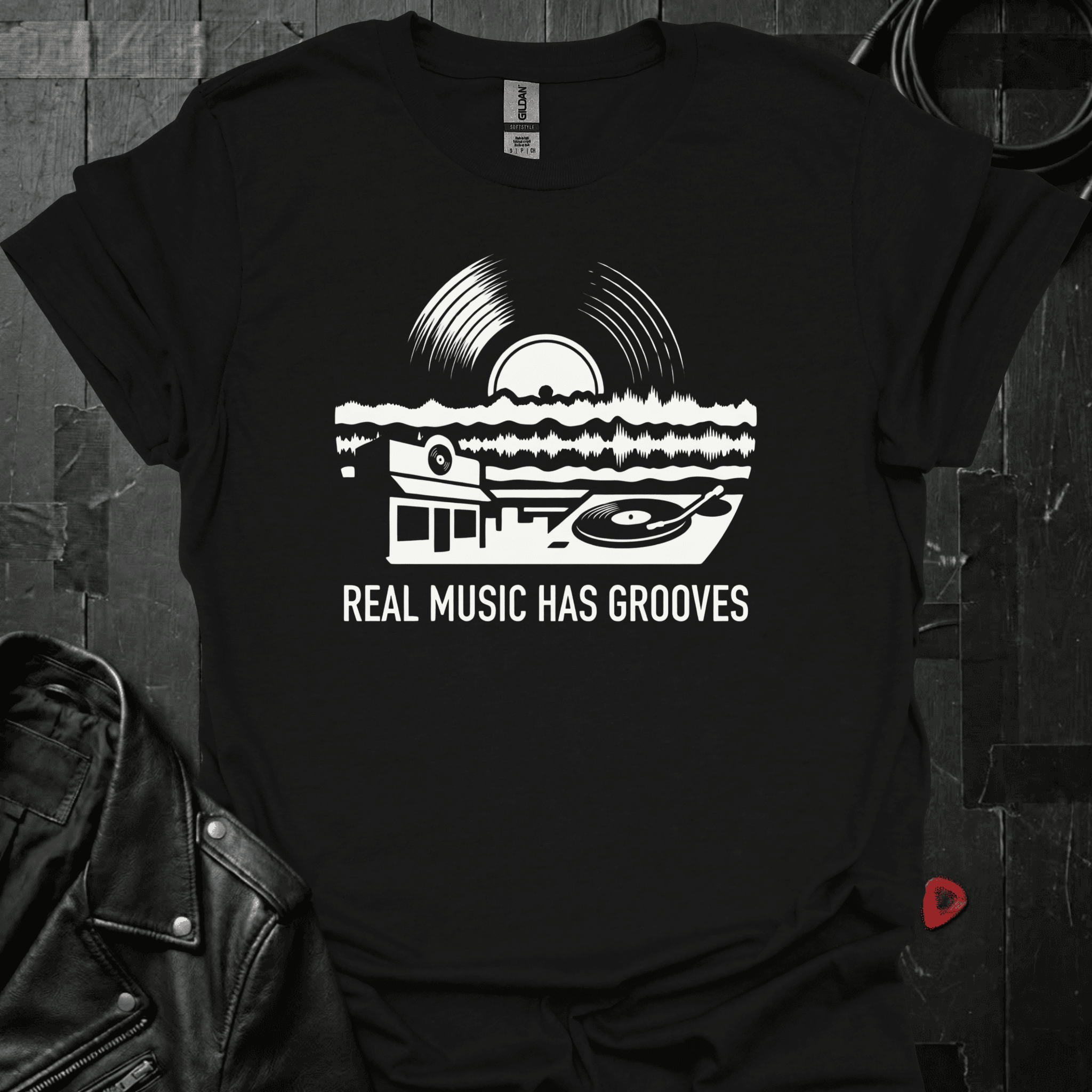 Real Music Grooves T-Shirt - Black - T-Shirt