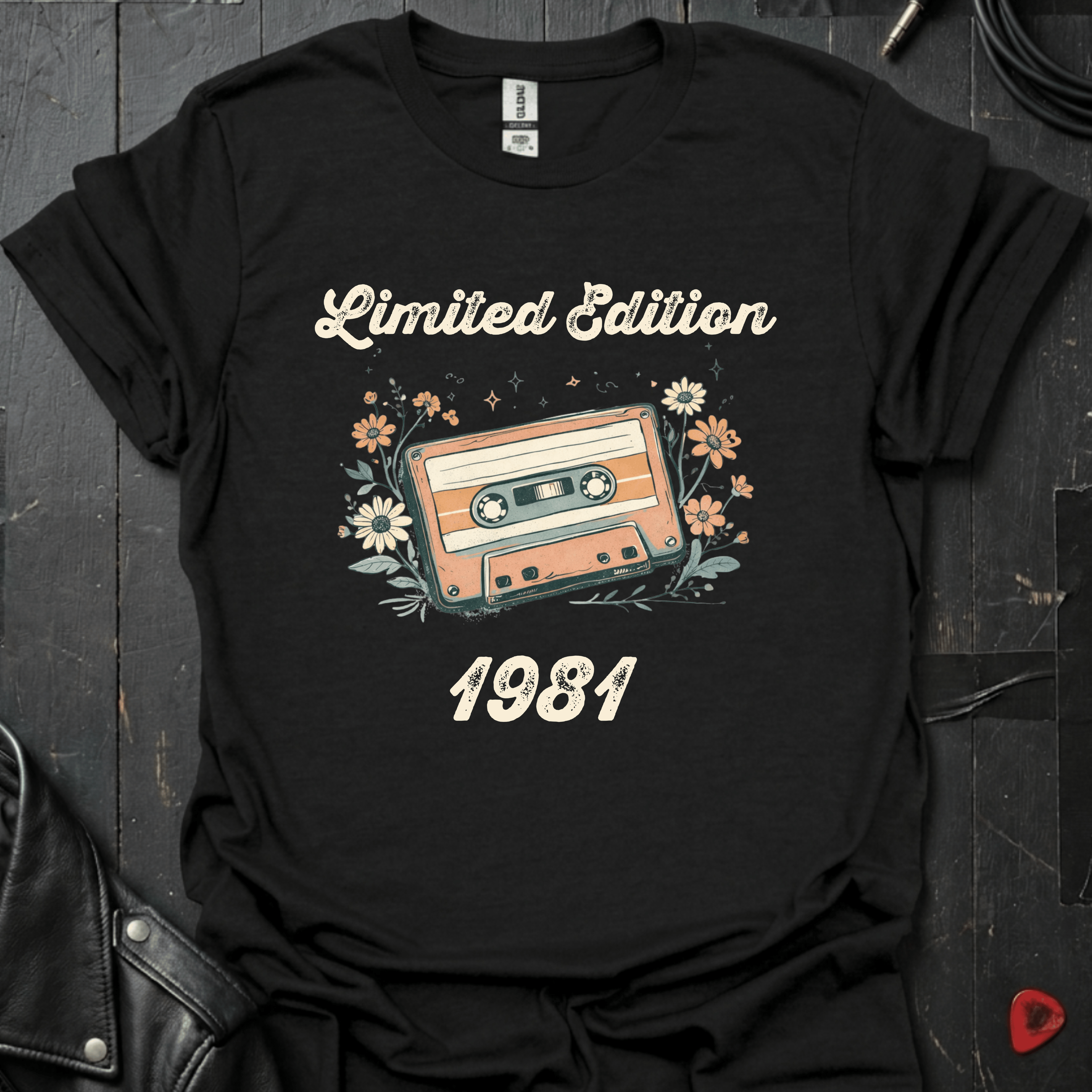 Limited Edition 1981 T-Shirt - Black - T-Shirt