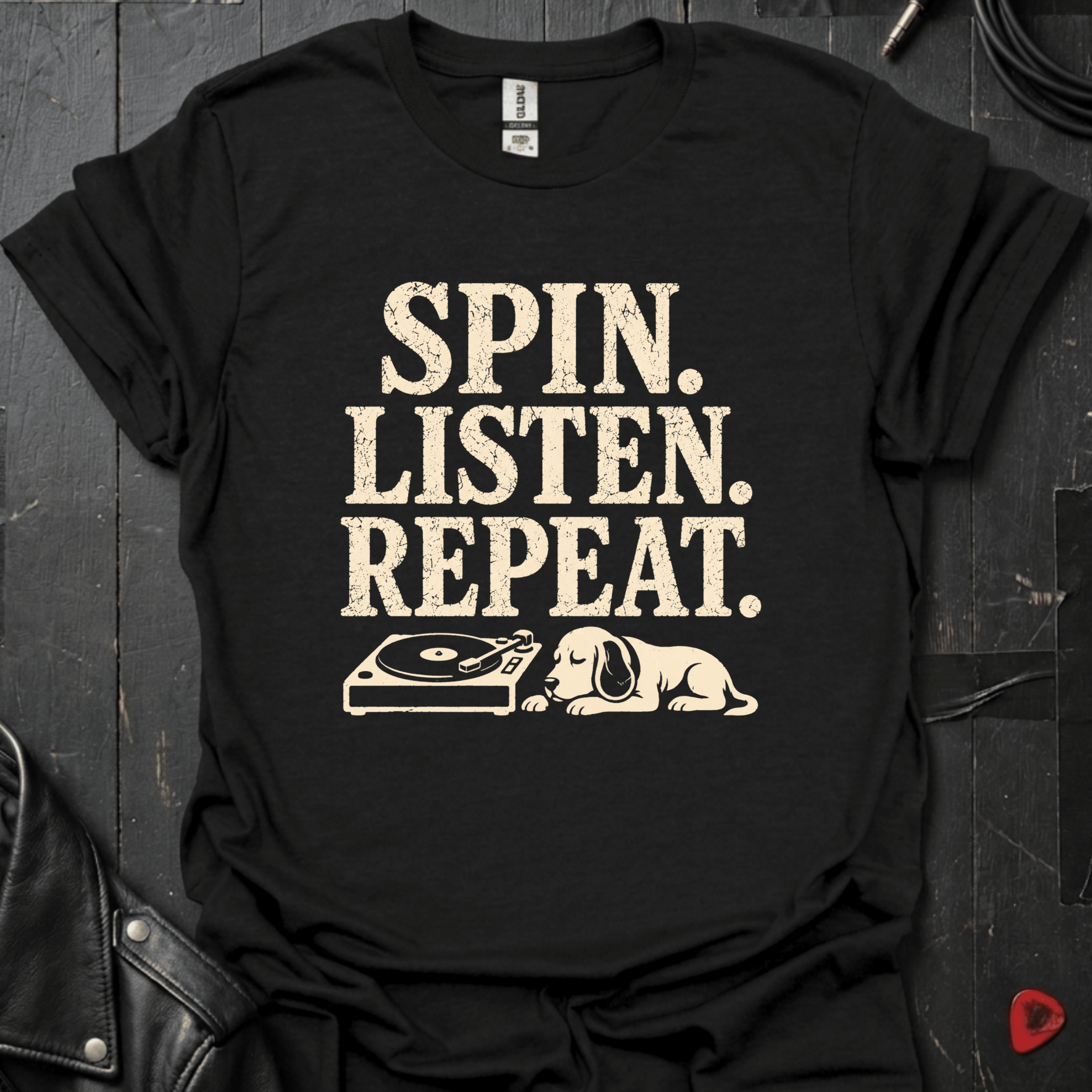 Spin. Listen. Repeat. T-Shirt - Black - T-Shirt