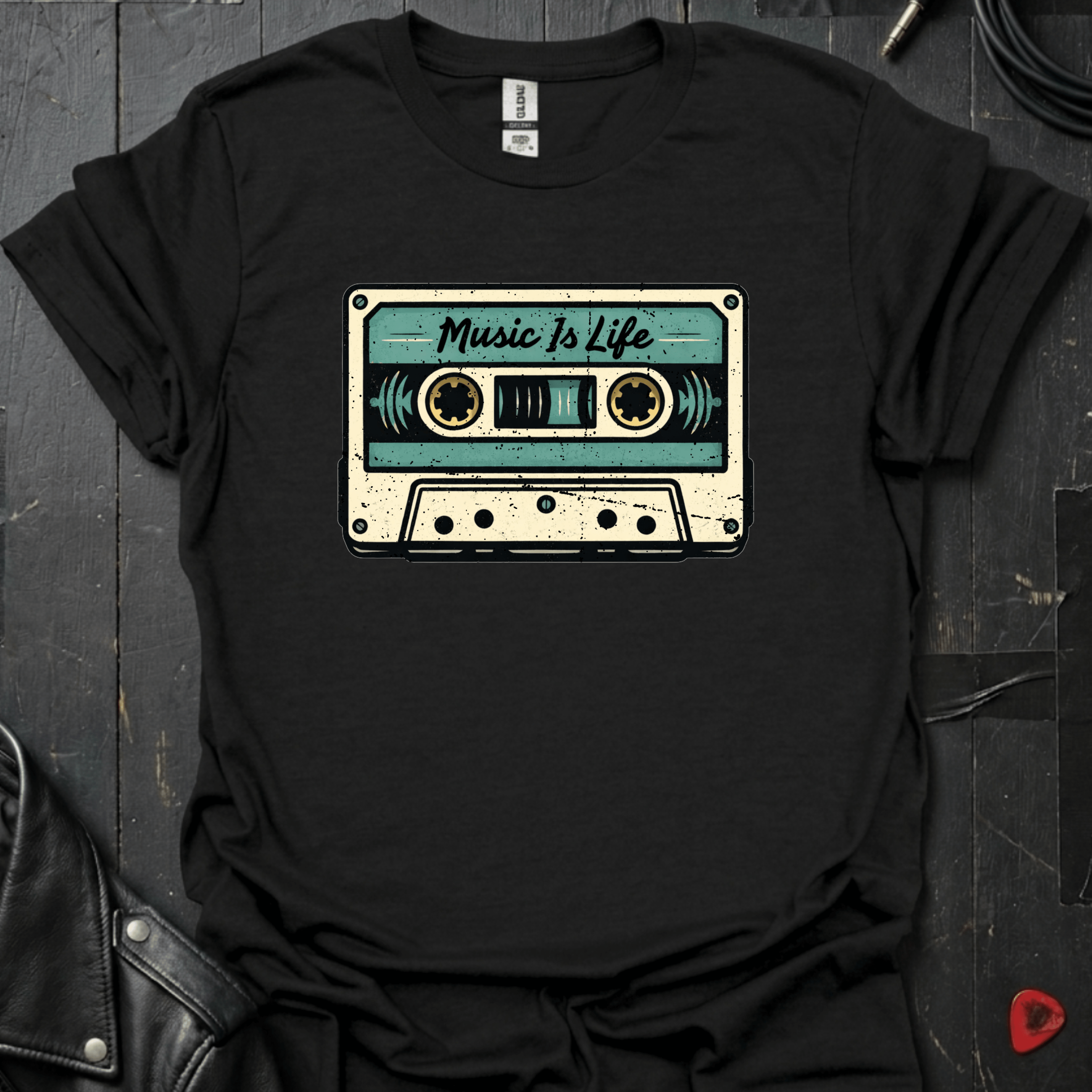 Music Is Life T-Shirt - Black - T-Shirt
