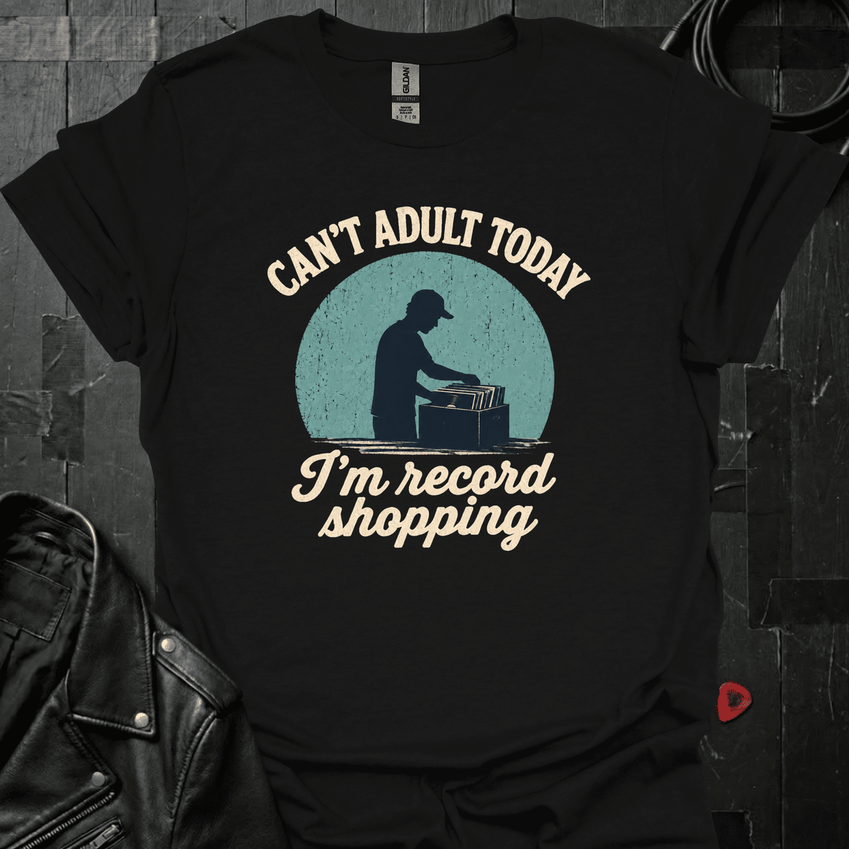 Record Shopping T-Shirt - Black - T-Shirt