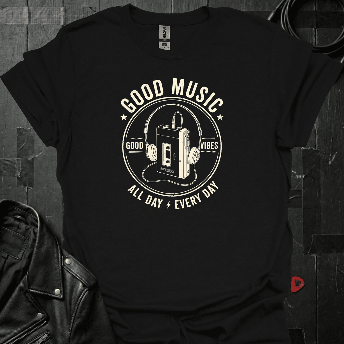 Good Music All Day T-Shirt - Black - T-Shirt