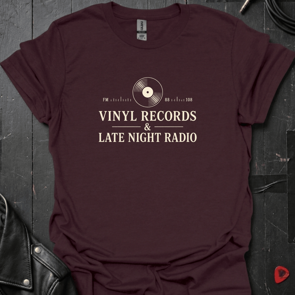 Records & FM Radio T-Shirt - Dark Chocolate - T-Shirt