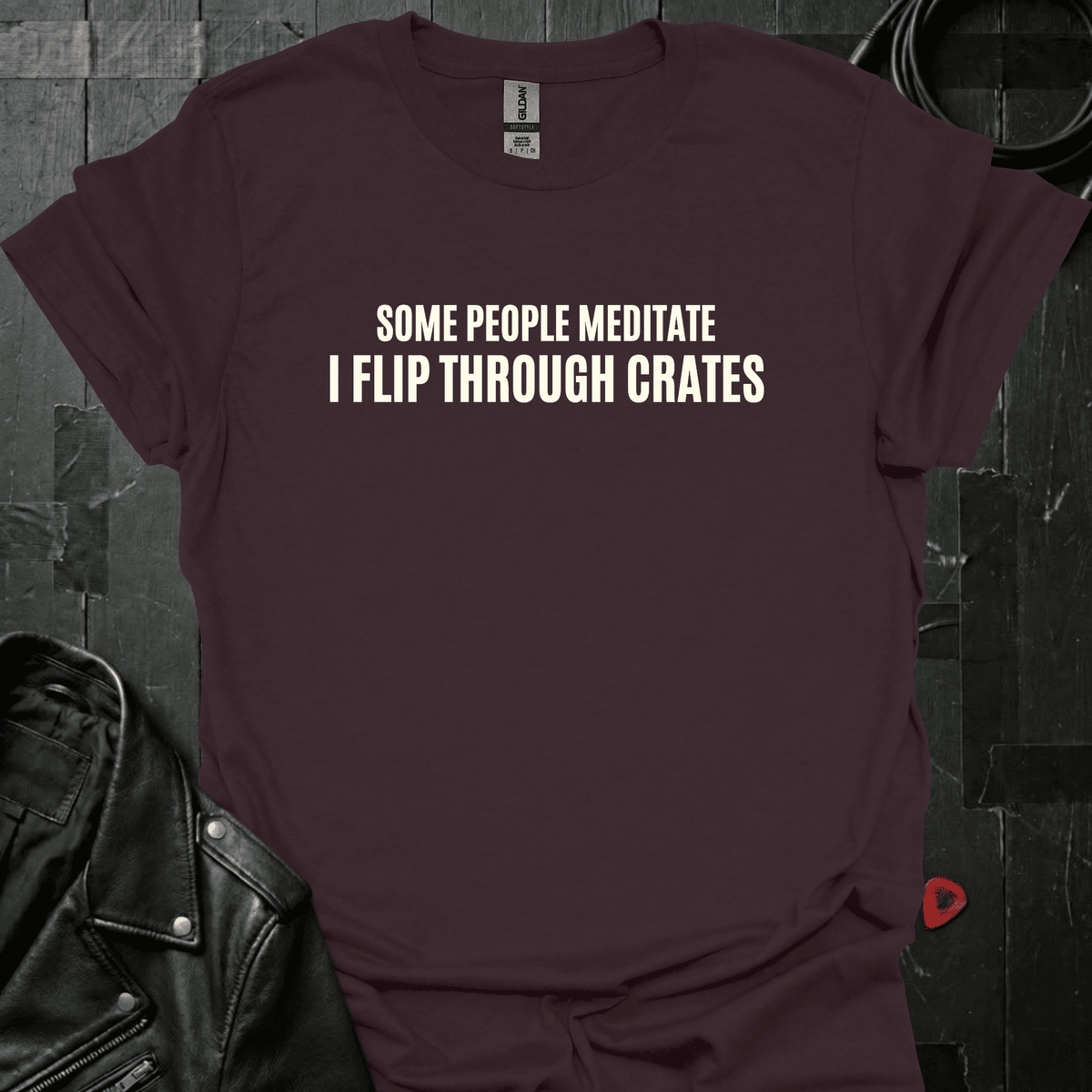 I Flip Through Crates T-Shirt - Dark Chocolate - T-Shirt