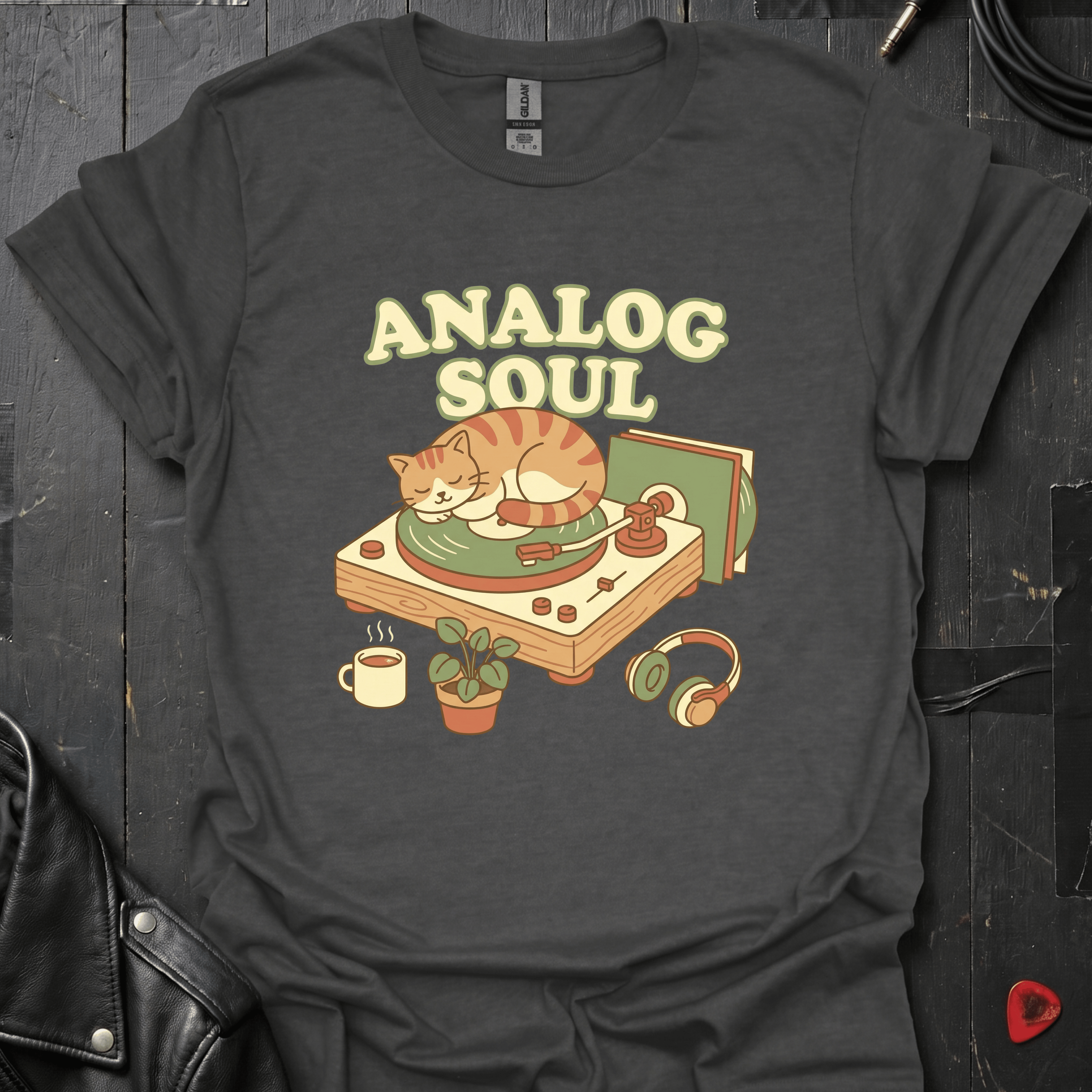 Analog Soul Dark Heather t-shirt featuring a cat lying on a record player — indie retro music apparel by GeloGroove