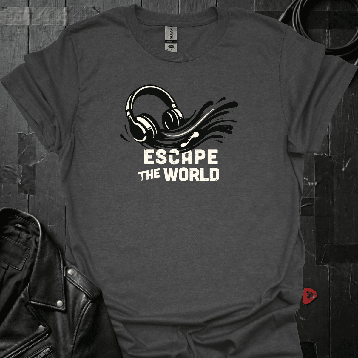Escape The World T-Shirt - Dark Heather - T-Shirt