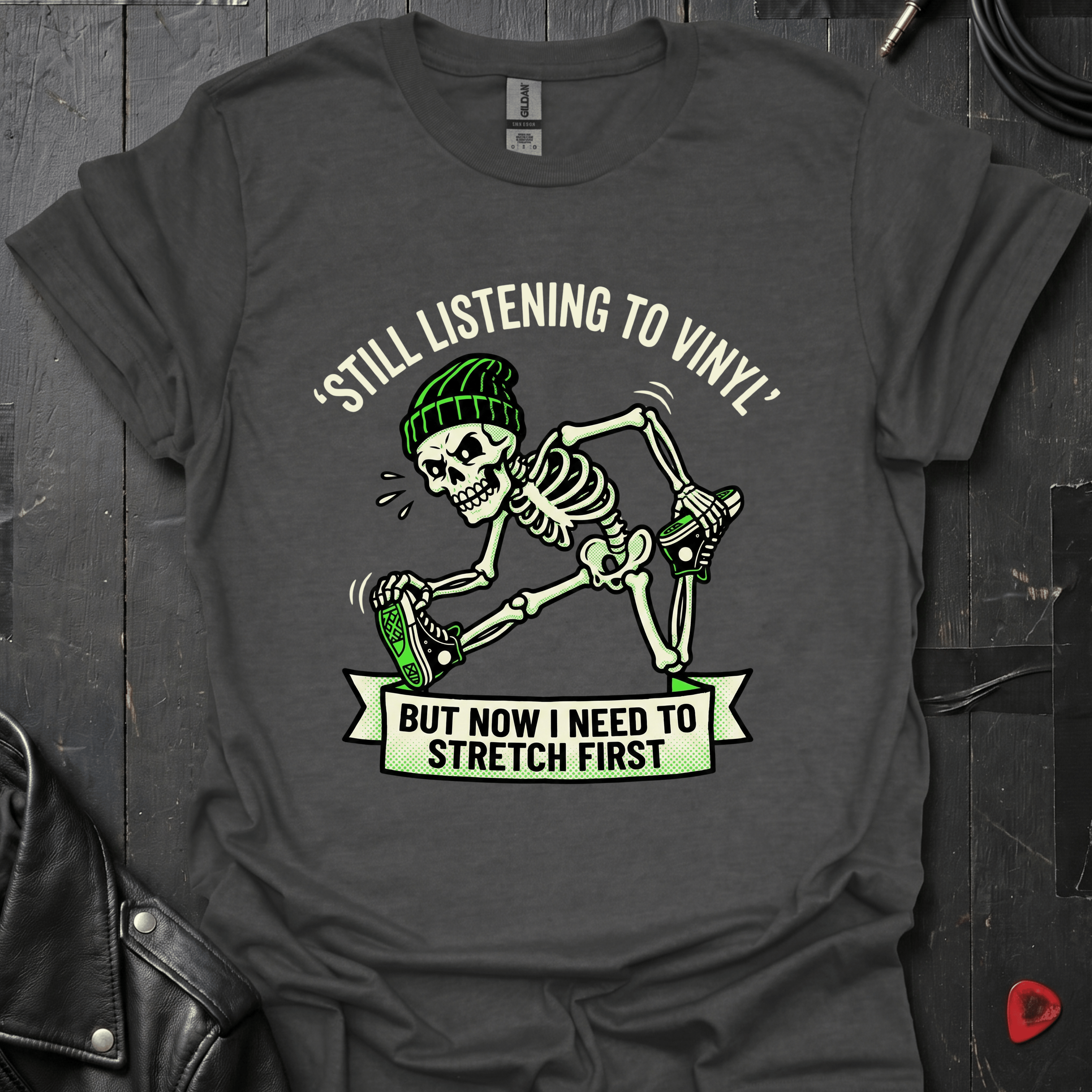 Still Listening To Vinyl T-Shirt - Dark Heather - T-Shirt