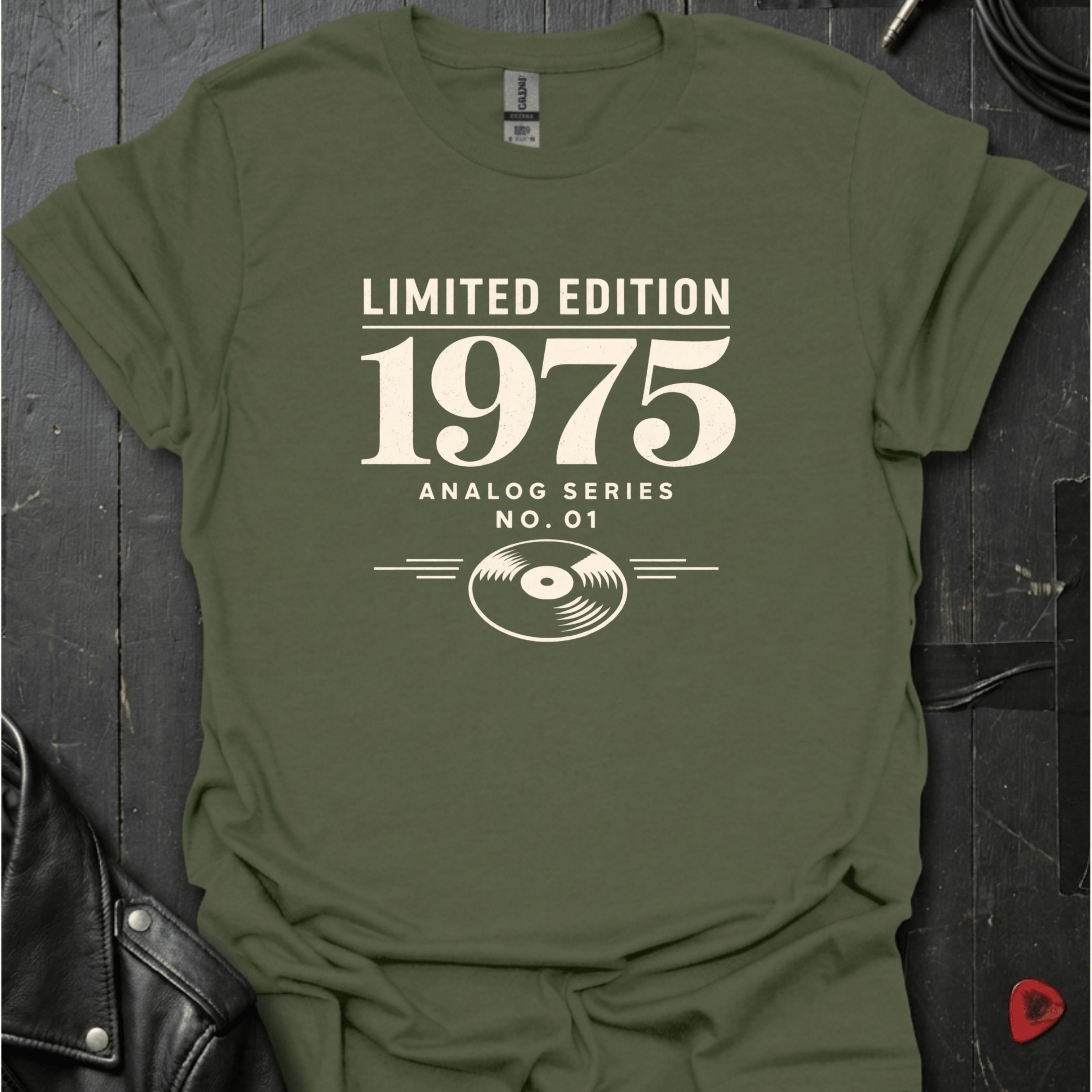 Limited Edition 1975 T-Shirt - Military Green - T-Shirt