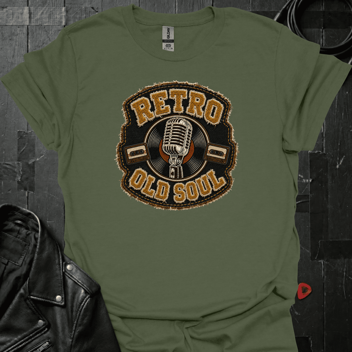 Retro Old Soul T-Shirt - Military Green - T-Shirt