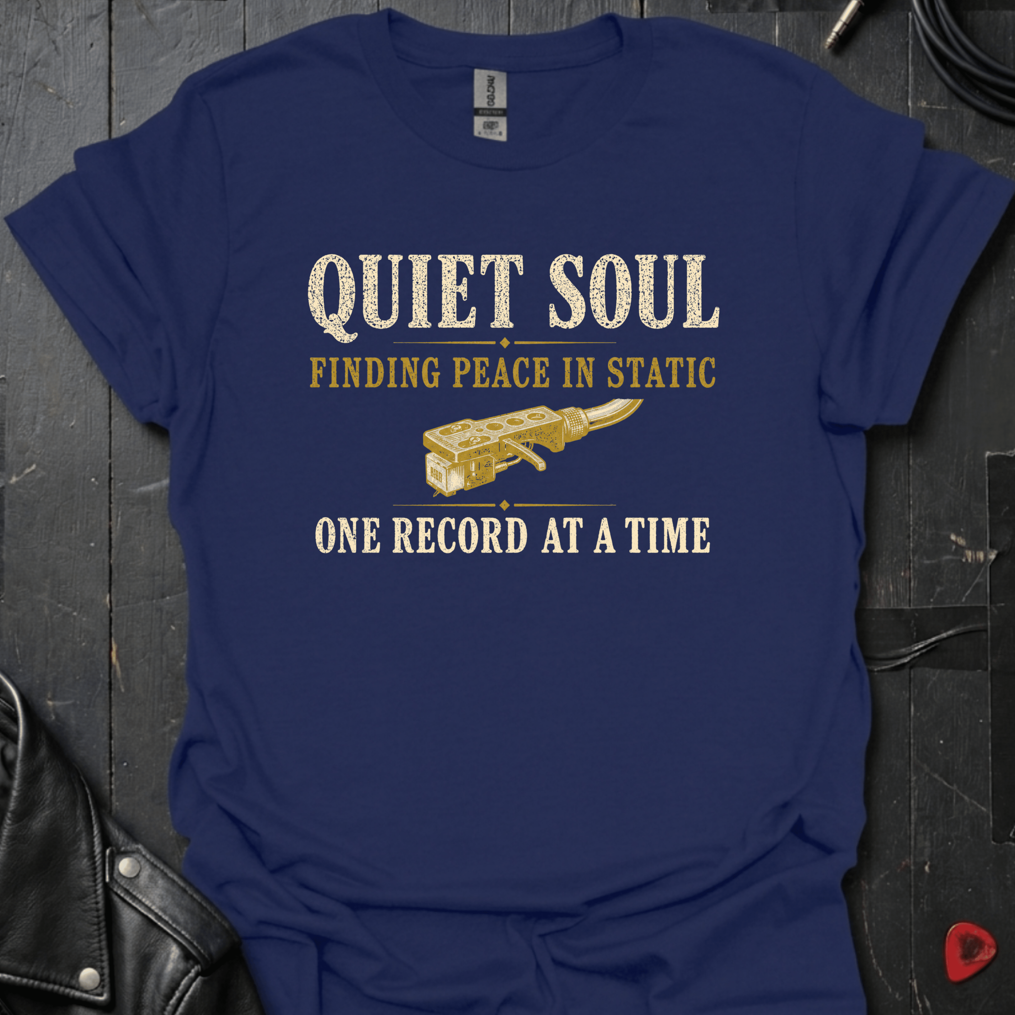 Quiet Vinyl Lover T-Shirt - Navy - T-Shirt