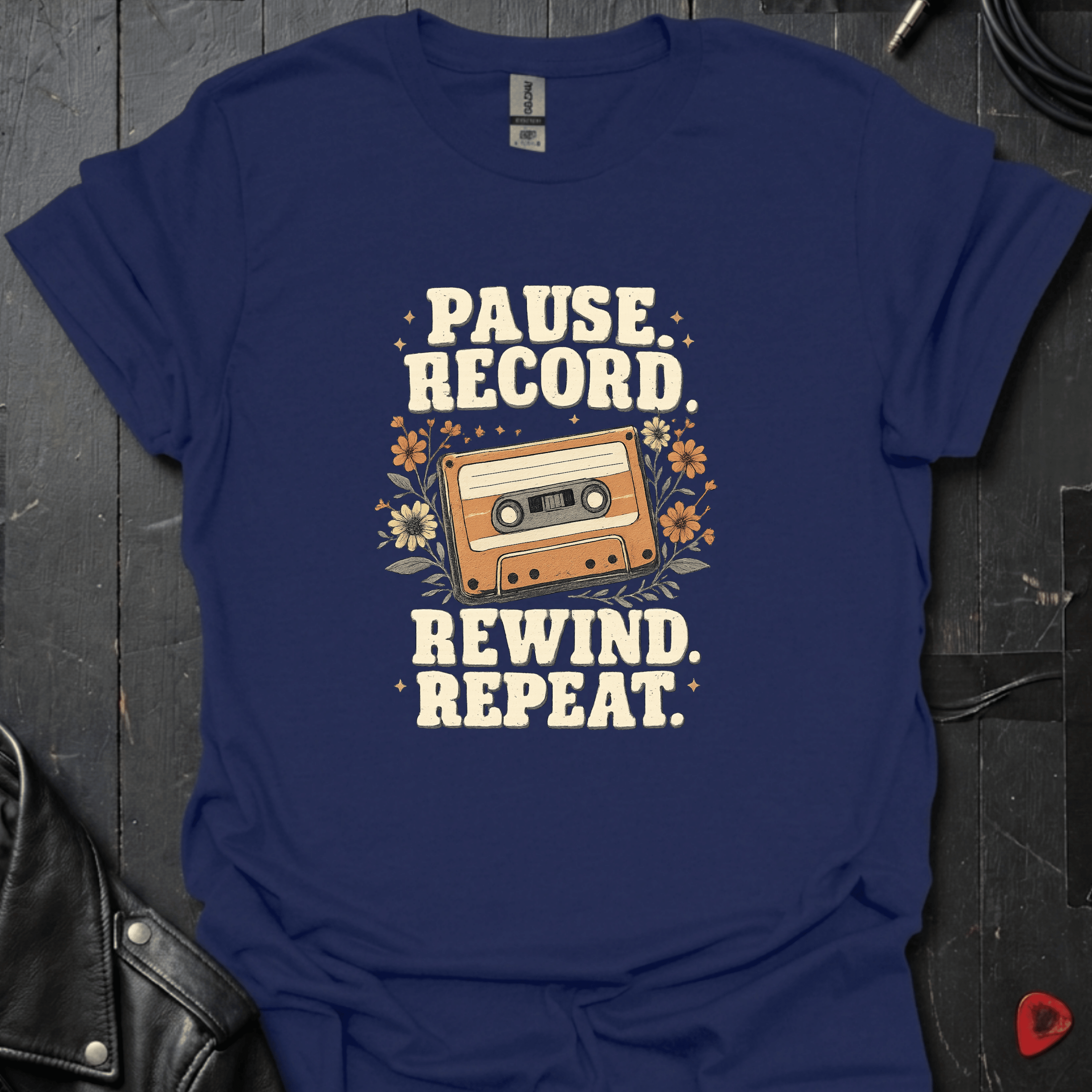 Making A Mixtape T-Shirt - Navy - T-Shirt