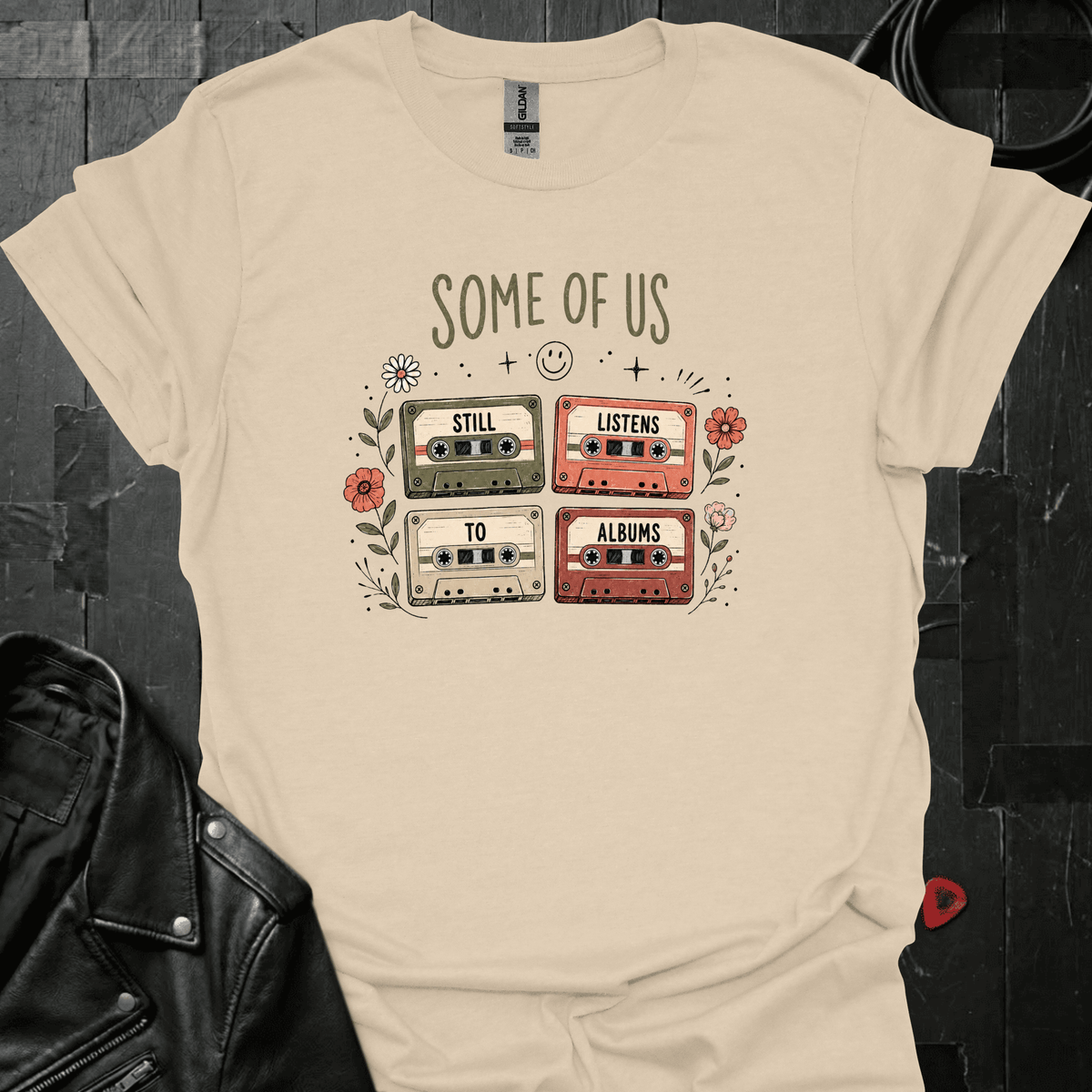 Still Listens To Albums T-Shirt - Sand - T-Shirt