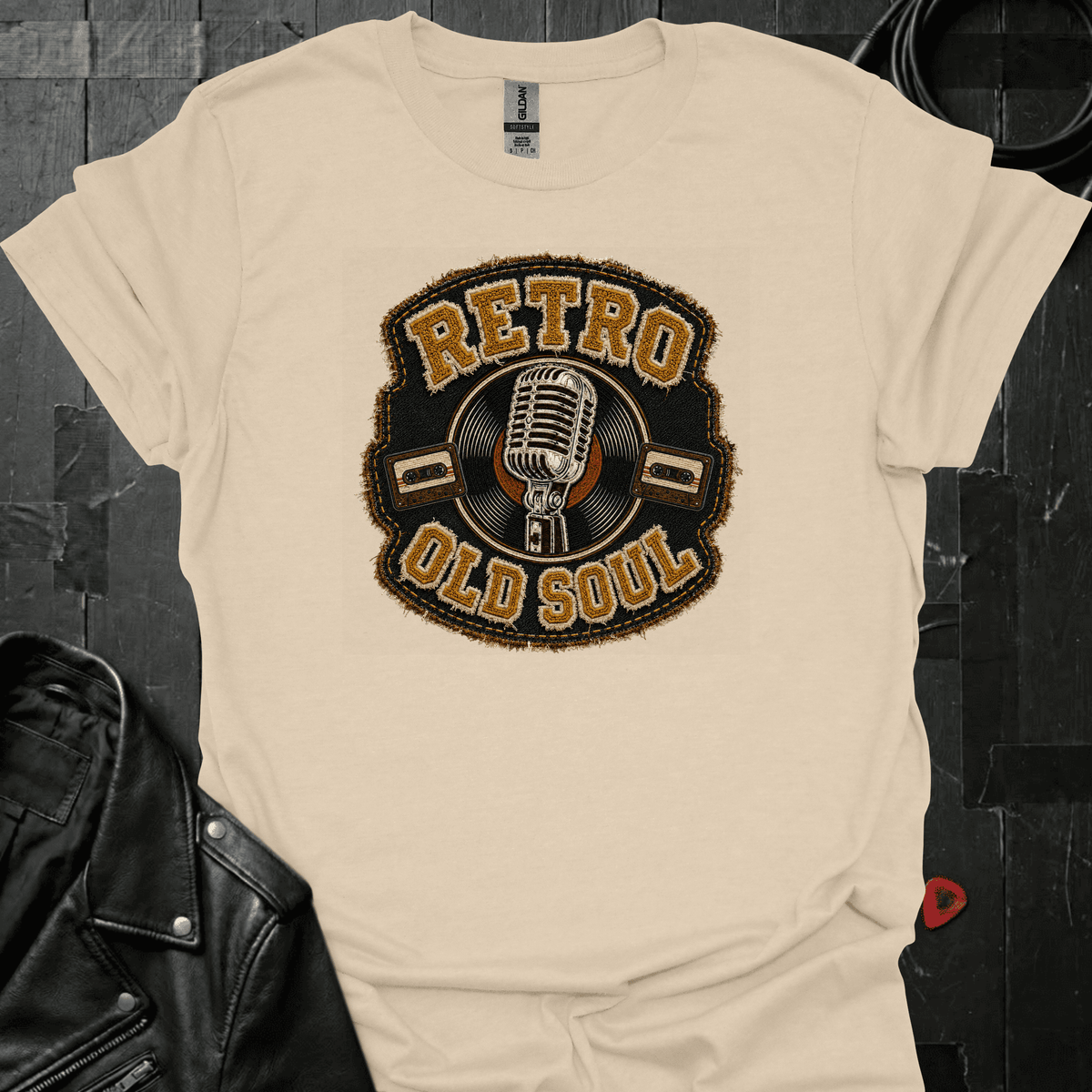 Retro Old Soul T-Shirt - Sand - T-Shirt