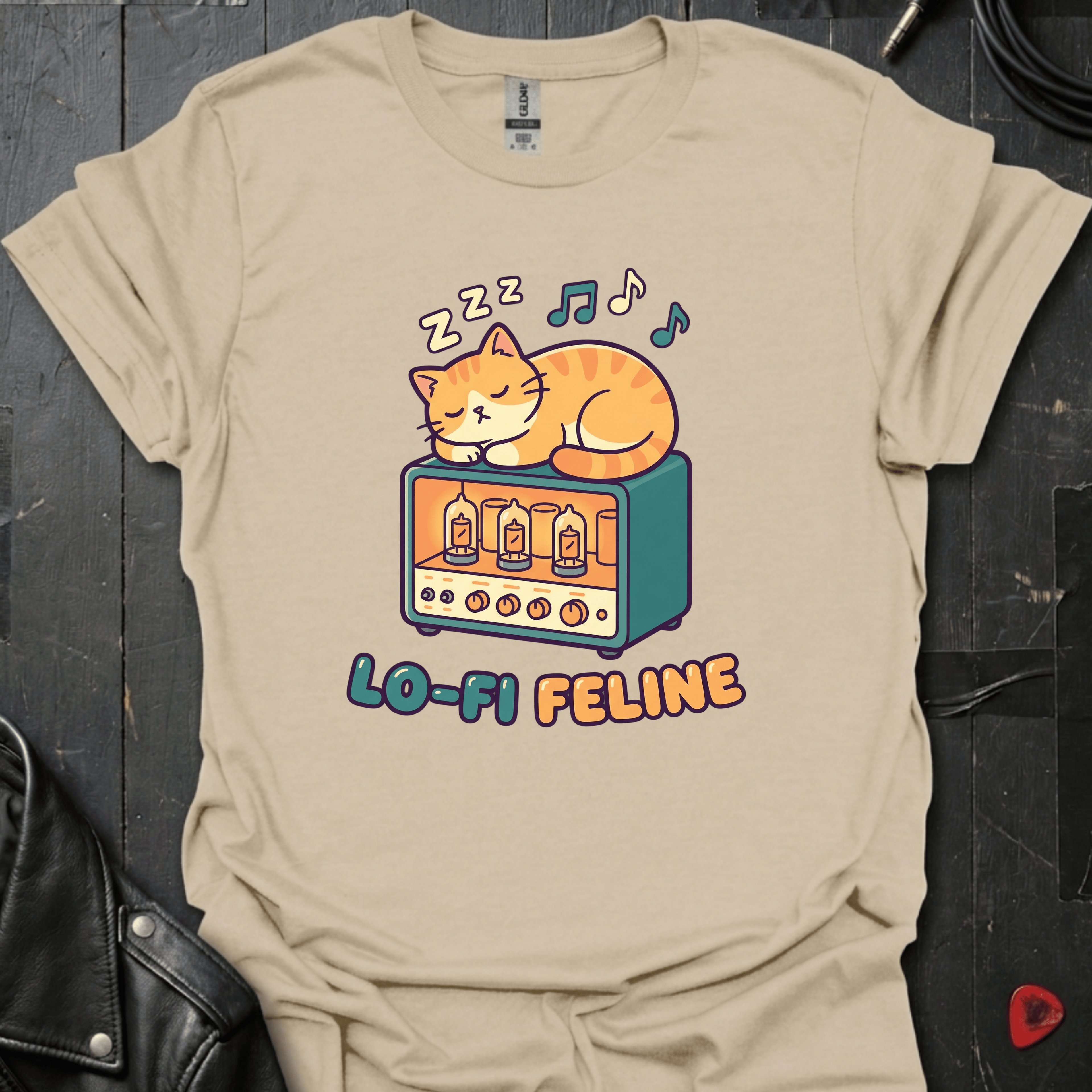 Lo - Fi Feline T-Shirt - Sand - T-Shirt