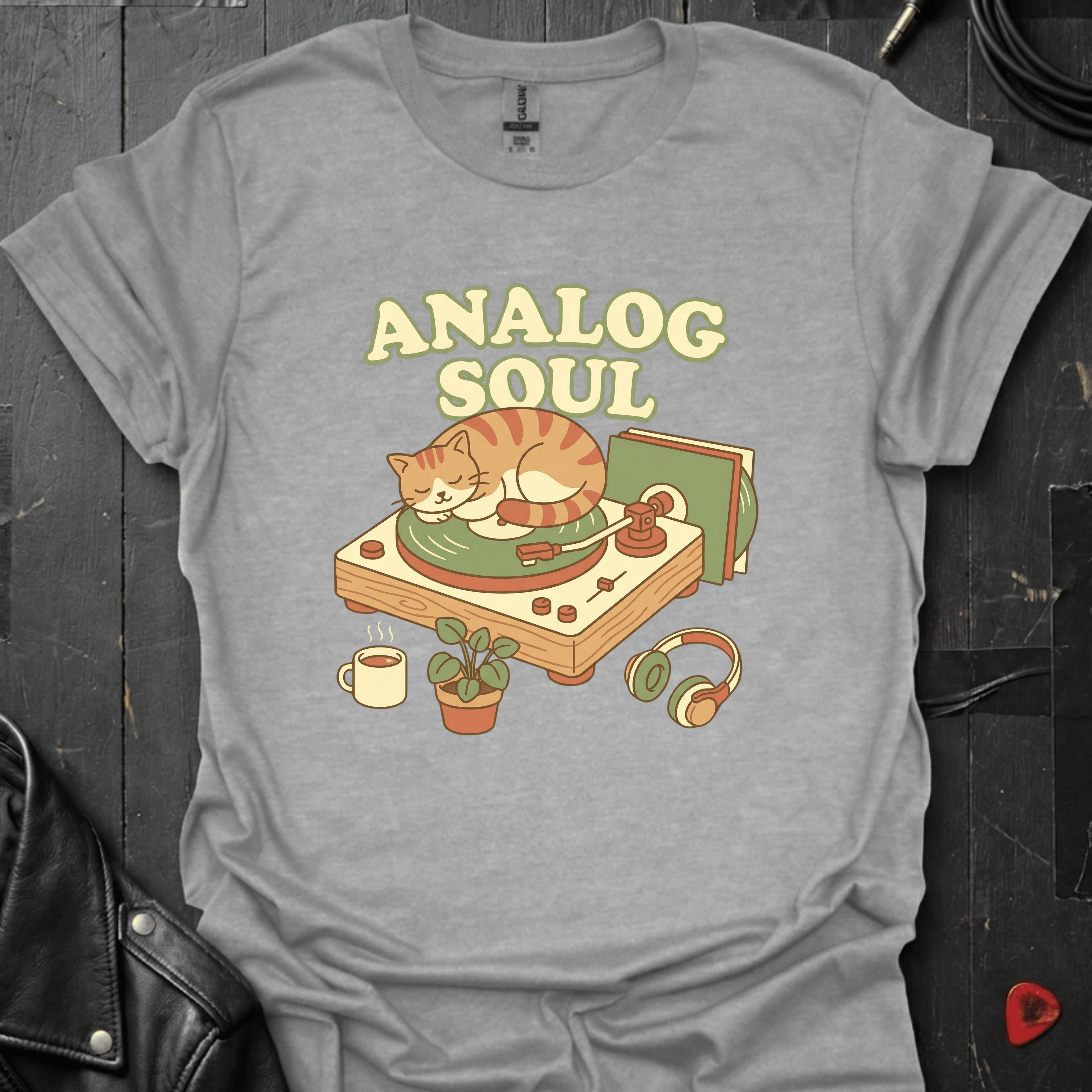 Analog Soul Sports Grey t-shirt featuring a cat lying on a record player — indie retro music apparel by GeloGroove