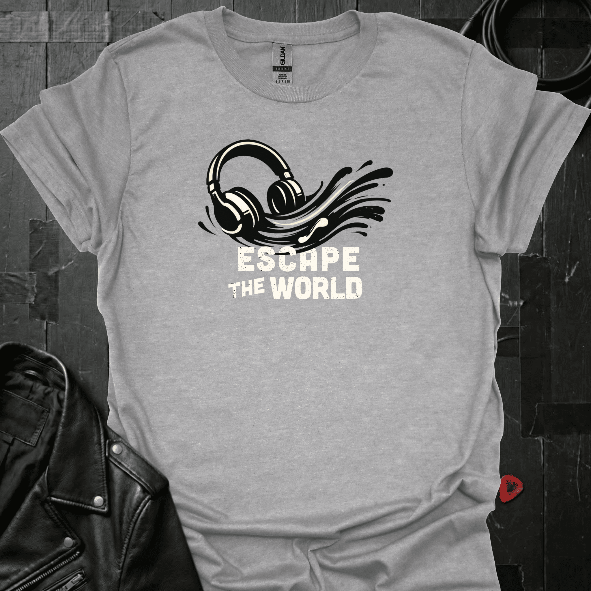 Escape The World T-Shirt - Sport Grey - T-Shirt