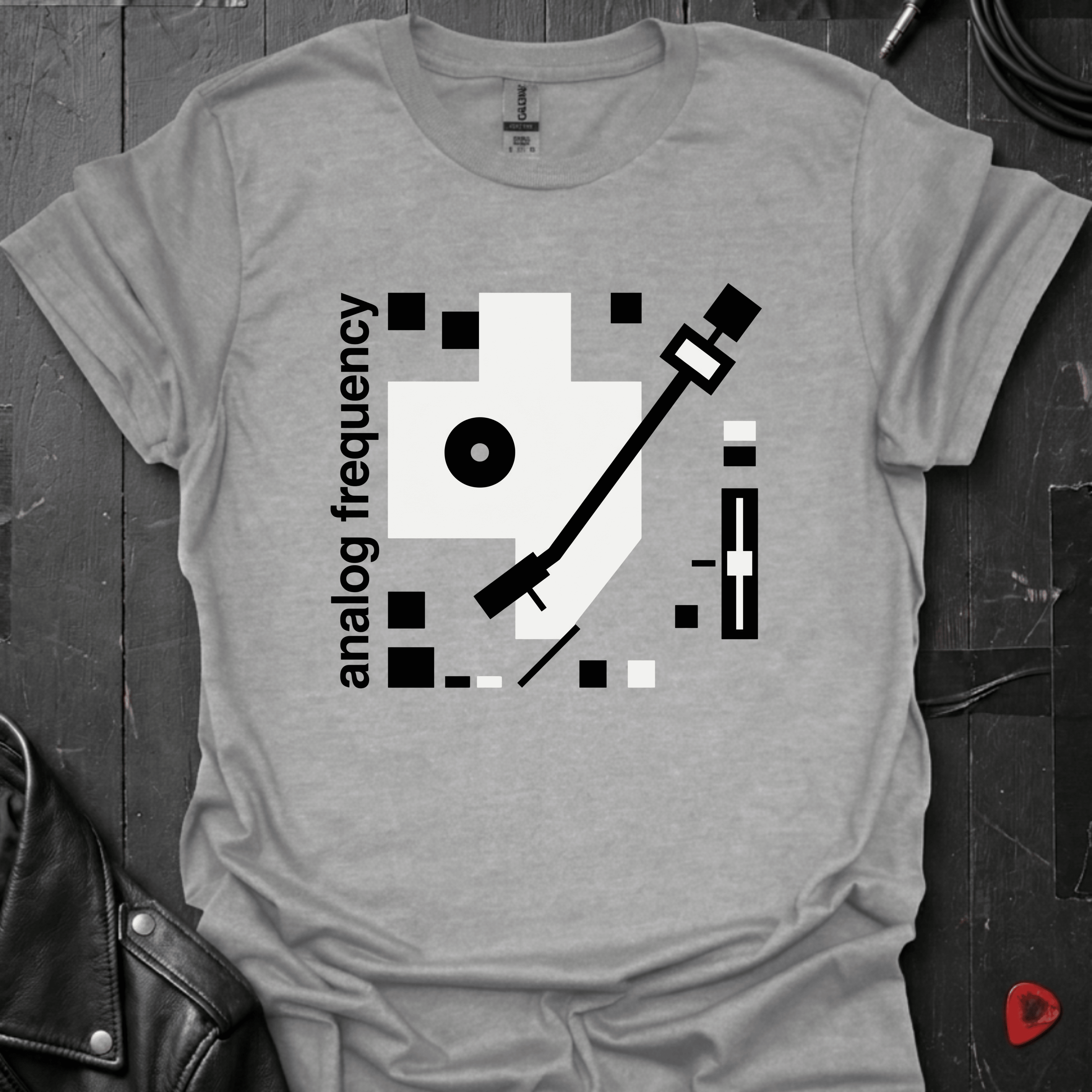 Analog Frequency T-Shirt - Sport Grey - T-Shirt
