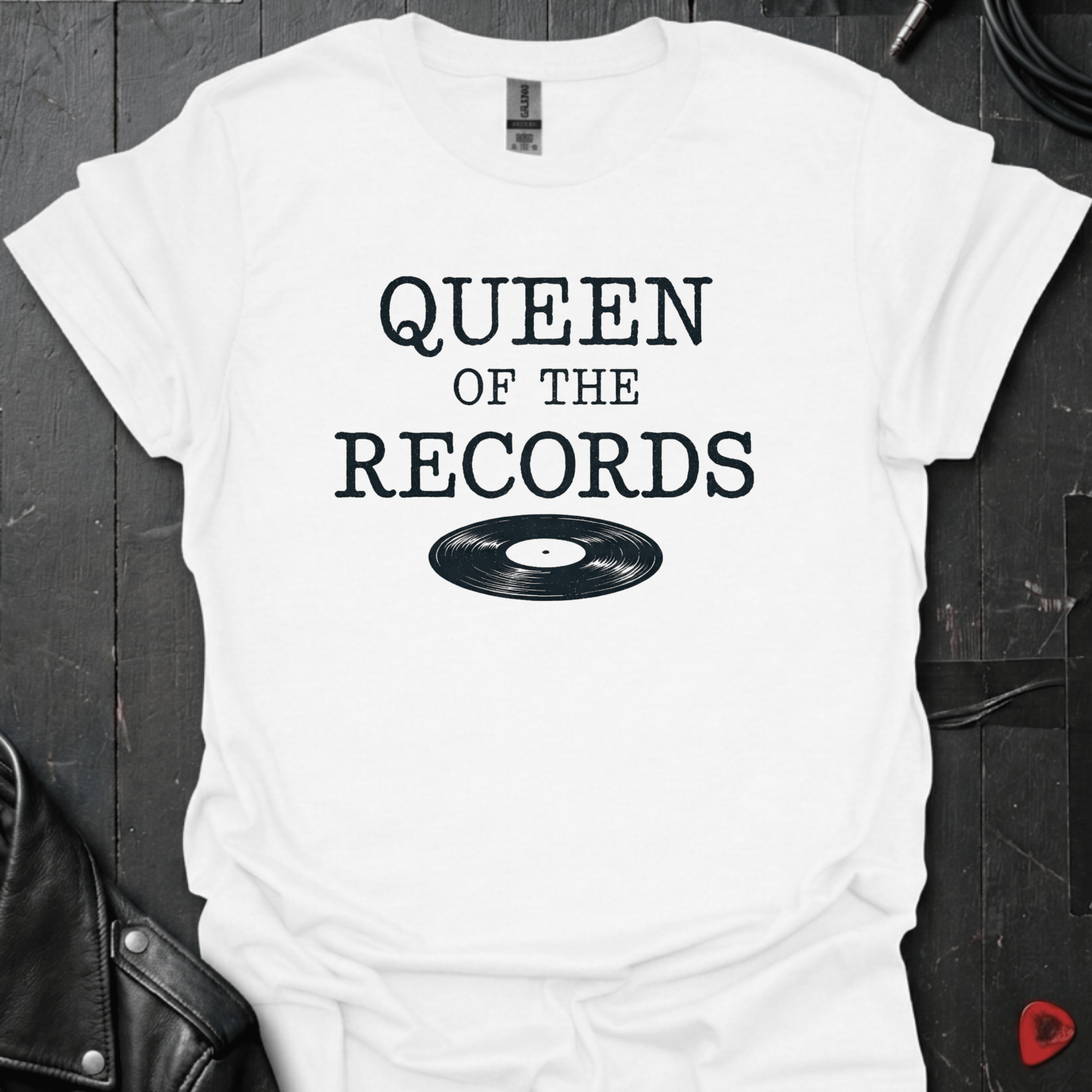 Queen Of The Records T-Shirt - White - T-Shirt