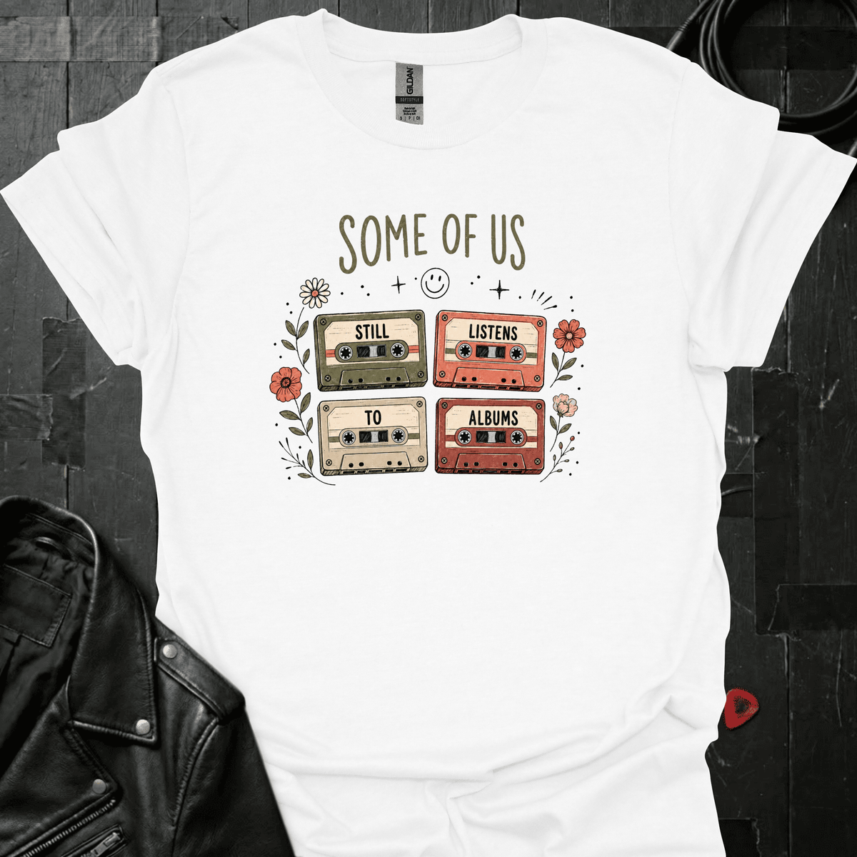 Still Listens To Albums T-Shirt - White - T-Shirt
